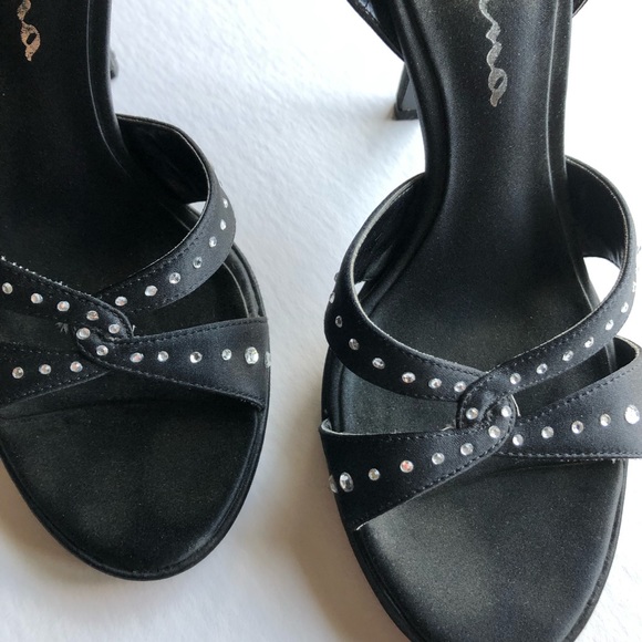 Nina Strappy Sandals Size 8 Black Satin & Rhinestone High Heels - Picture 3 of 9